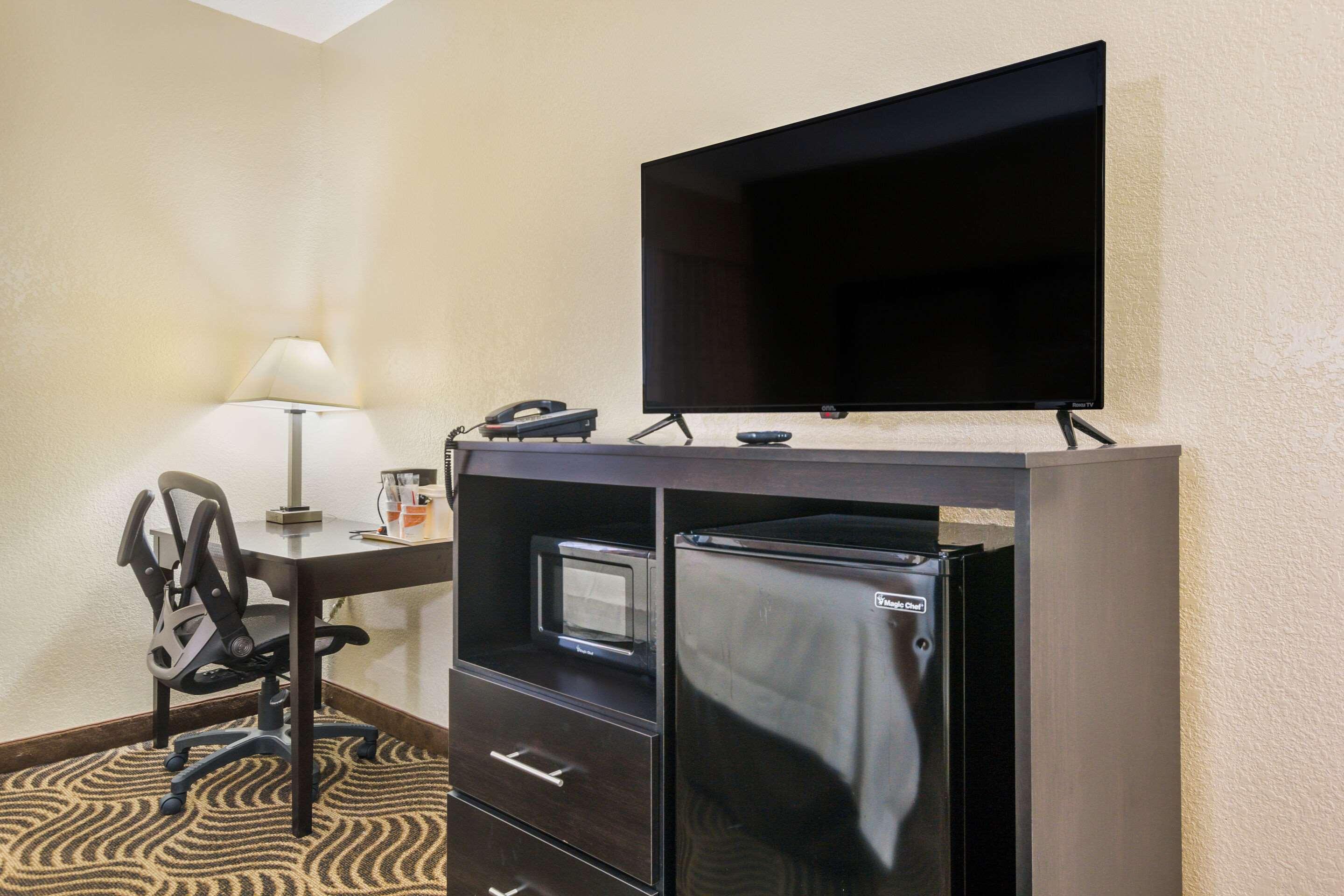 Quality Inn & Suites Florence - Cincinnati South Exteriér fotografie