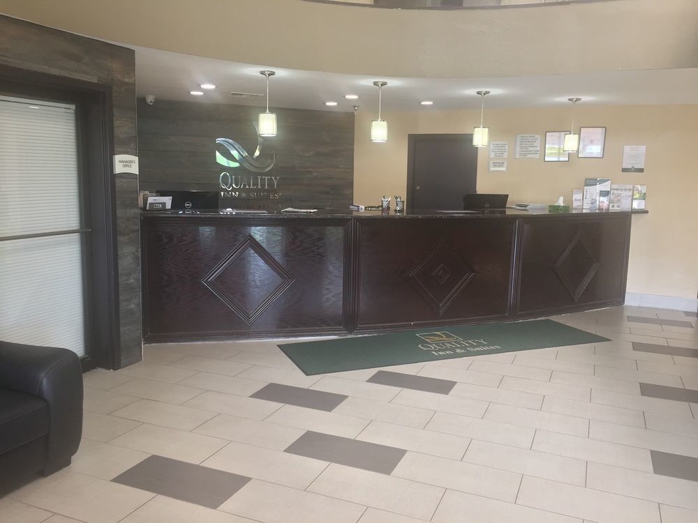 Quality Inn & Suites Florence - Cincinnati South Exteriér fotografie